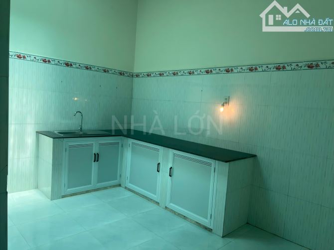 Nhà hẻm Nguyễn Biểu Vĩnh Hải Nha Trang cảnh biển Hòn Chồng - 3