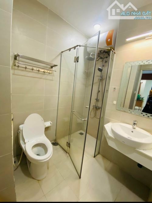Chung cư Res 11, Lạc Long Quân, Q11: 16tr,3p ngủ,2wc, NT - 3