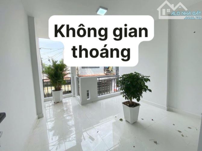 🔥🔥 **BÁN NHÀ GẦN BÌNH LONG 70M - 3 TẦNG MỚI ĐẸP - NGANG HIẾM NỞ HẬU 7M** 🔥🔥 - 3