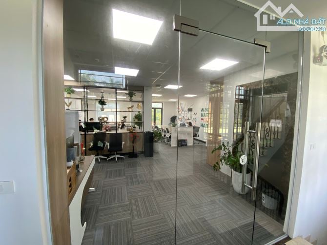 Cho thuê T1-2 LK khu đô thị TP Giao Lưu - Phạm Văn Đồng 120m2/sàn, MT 7m. Thông sàn. 35tr - 4
