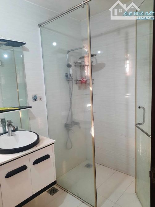 Tôi chính chủ cần bán nhà 3 tầng đường 7,5m - 12