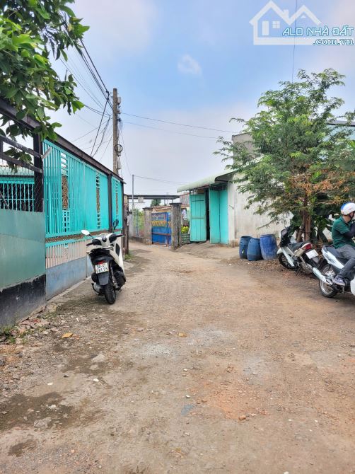 3Ty750 TL Đất 180,5m2 (6,8x27) Xây Tự Do, Gần Làng Đại Học - 4