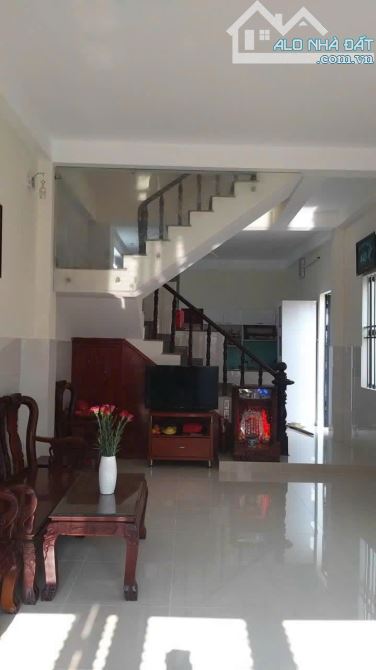 Nhà riêng đẹp, hẻm xe hơi Nguyễn Văn Quá, Đông Hưng Thuận, Quận 12, 5,3 tỷ, 56m2, 2 Lầu - 4