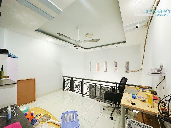 BÌNH TÂN - ĐƯỜNG SỐ 12 - 48M2 - 3TẦNG -CHỈ 4TỶ NHÍNH CÒN TL HẺM XE HƠI - NGANG 4M VUÔNG VỨ - 4