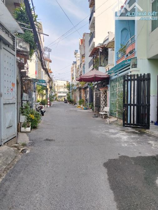 CẦN BÁN GẤP NHÀ ĐẸP HẺM XE TĂNG PHẠM VĂN CHIÊU, Q. GÒ VẤP DT 71M GIÁ 9,9 TỶ - 4