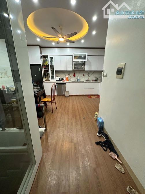 NHÀ MẶT NGÕ LÔ GÓC 16,5 TỶ 65m 5 TẦNG MT 6,2m THANG MÁY Ô TÔ TRÁNH XUÂN ĐỈNH BẮC TỪ LIÊM - 5