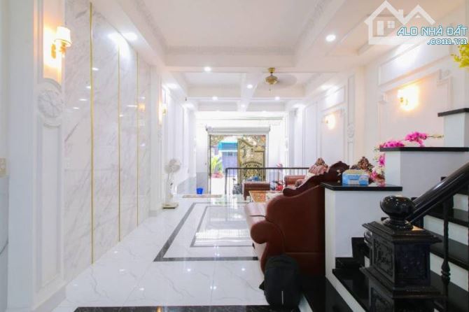 BÁN NHÀ HẺM 127 NI SƯ HUỲNH LIÊN P.10 TÂN BÌNH - HXH 10M CÓ VỈA HÈ - DT 5X20M - 3 LẦU - 5