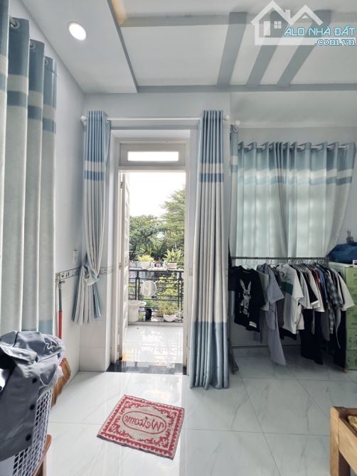 LÔ GÓC 2 MT KLG TRẦN THÁI TÔNG - XE HƠI TRÁNH NHAU - 4*19 A4 - 3PN 3WC - GIÁ 7 TỶ XXX - 5