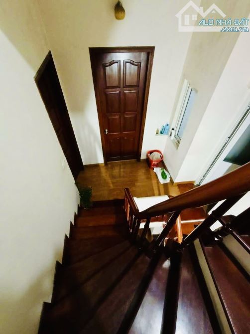 NÓNG GẤP NHÀ 49M2, 6T, 5MT, P. DỊCH VỌNG - Q. CẦU GIẤY. - 6