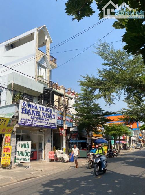 BÁN NHÀ 3 TẦNG, 112M2 (4×28) MẶT TIỀN LÊ THỊ HOA GẦN CHỢ _ 8,5 TỶ