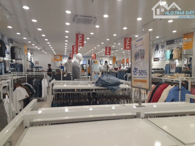 Bán đất mặt phố Hồ Tùng Mậu 150 tỷ 500m2 MT 17m vỉa hè kinh doanh 1 mặt phố 1 mặt ngõ ô tô