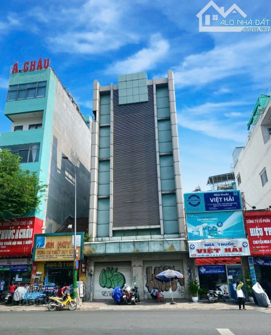 Building mặt tiền đường Nguyễn Trãi, DT: 8*17M. 5 tầng st. Giá chỉ: 55 tỷ