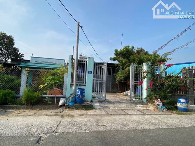 bán kho 280m2 -đang có thu nhập sẵn - anh chị nhanh tay mua đầu tư ngay - gọi cho em