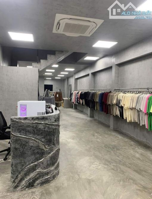 Bán căn góc  2 tầng mặt tiền đường Hồng Bàng 109m2 giá 18 tỷ