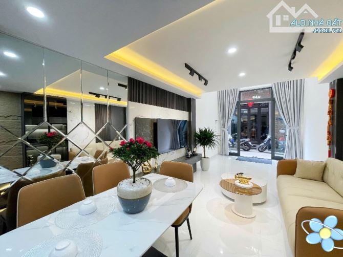 BÁN NHÀ MỚI 3 TẦNG, KIỆT ÔTÔ NGUYỄN VĂN LINH, NGAY NGÃ 5, DTSD: 120m2, GIÁ 4 TỶ