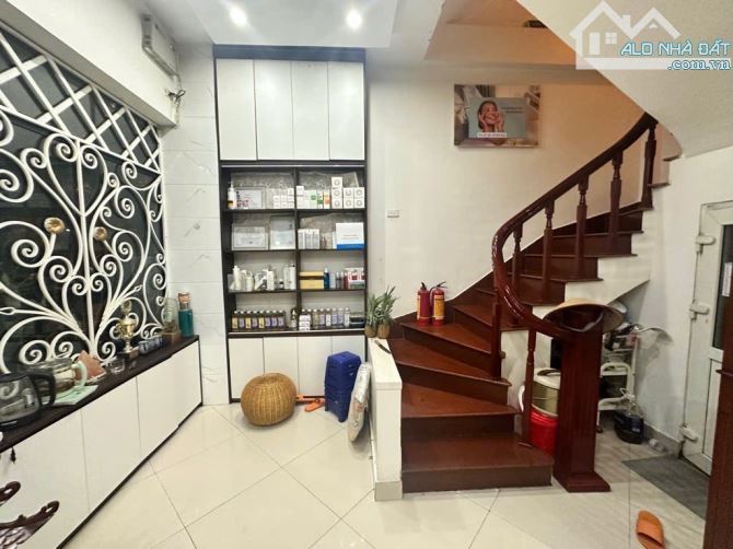 Nhà đẹp,giá tốt nhất khu vực trâu quỳ!
