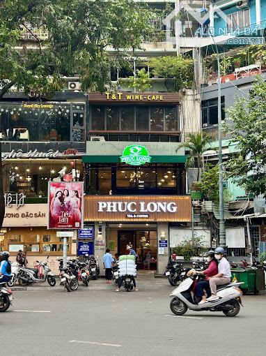 MT Hồ Con Rùa, Q3, Trần Cao Vân, DT: 9x16m, trệt 2 lầu, giá: 90 tr