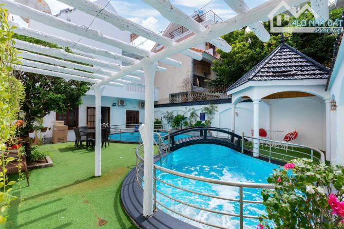 BIỆT THỰ GẦN BÃI SAU- KHU LẠC LONG QUÂN- PHƯỜNG 2- S=327m2 10x33m BHR 2 TẦNG- GIÁ 26 TỶ