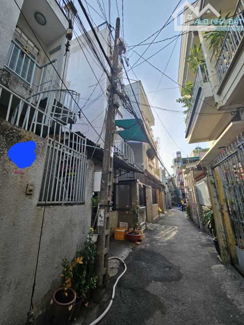 Ngộp Bank bán nhà 1 xẹt, 3 tầng 45m2 Phan Văn Trị, Gò Vấp, đối diện Cityland