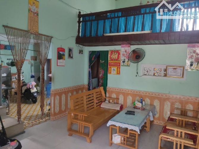 BÁN NHÀ KIỆT 5M5 KHUÊ TRUNG 69M2 NGAY TRUNG TÂM QUẬN VÀ CHỢ