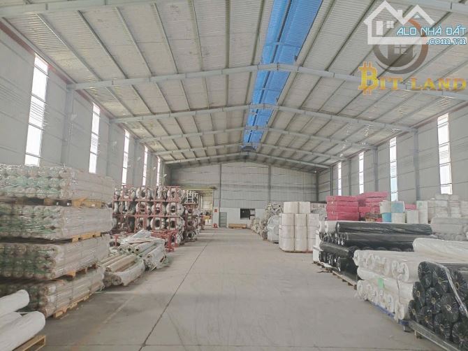 Cho thuê kho xưởng 2000m2 ngay KCN Tam phước giá chỉ 25k/m2