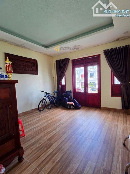 {BÁN GẤP} Nhà Diện Tích (260m2 Ngang 11m Nở Hậu) Đường Ô Tô 8m Né Nhau. Giá Chỉ 42Triệu/m2 - 5
