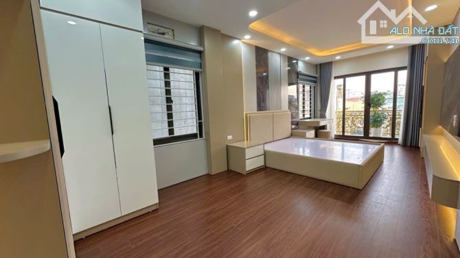 Bán nhà Tân Mai , ngõ thông , lô góc , ô tô qua , thang máy nhập , dt 60m x 5T x 11 tỷ - 1