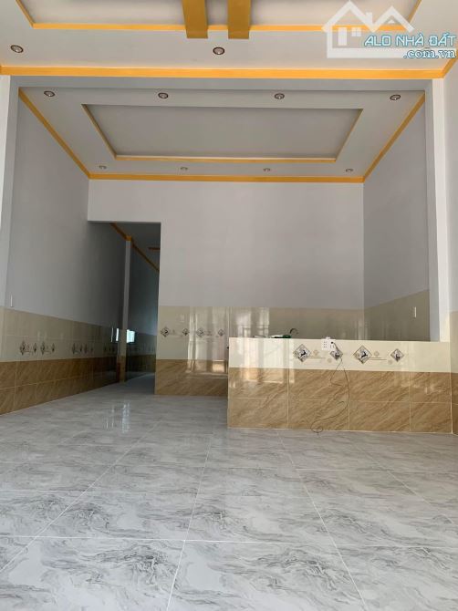 Bán gấp căn nhà cấp 4 ngay ngã 3 Mỹ Hạnh, 159,5m2, SHR, Giá 850 Triệu. - 1
