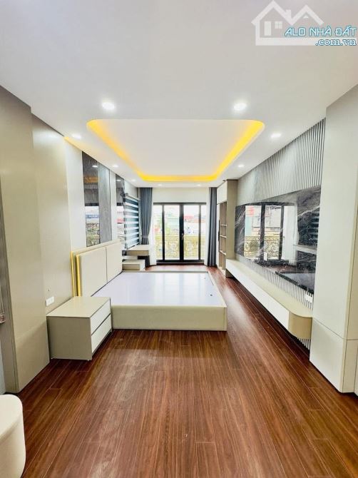 BÁN NHÀ PHỐ TÂN MAI Ô TÔ ĐỖ CỬA,LÔ GÓC,KINH DOANH THANG MÁY 60M2 5T GIÁ 11TỶ - 1