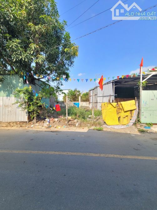 3,25Tỷ TL🔥Bán đất Ngang 8x14m cách đường Bùi Thị Xuân 100m, p.Tân Bình, Tp.Dĩ An - 1