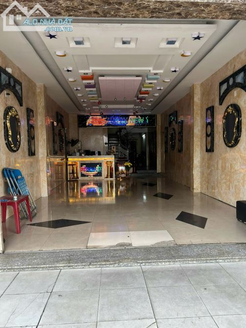CHÍNH CHỦ CHO THUÊ NHÀ 5 TẦNG - MẶT TIỀN KD NGUYỄN HỮU THỌ - KHU VỰC TRUNG TÂM