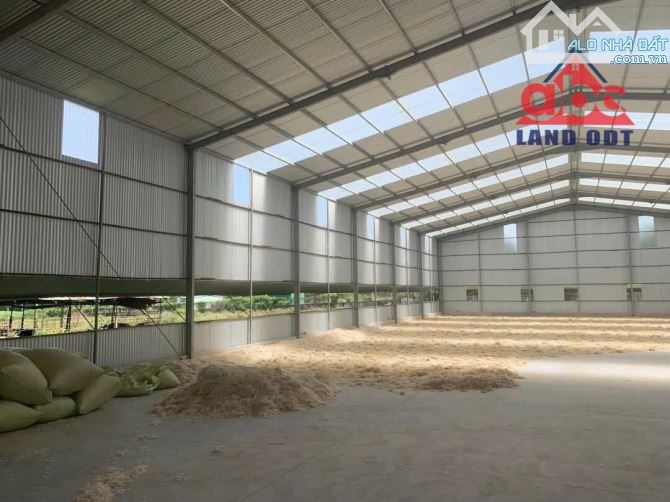 XT084 👉Cho thuê xưởng 1200m2 Gần Đường Hoàng Văn Bổn 100M - 2