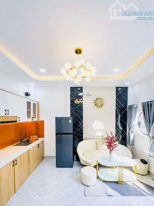 Vip nhà đẹp, XVNT thông Đinh Bộ Lĩnh P26, Bình Thạnh, DTSD 40m2, hẻm xe hơi, chỉ 3.xx - 2