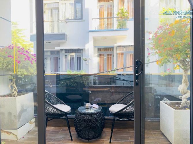 NHÀ PHỐ HIỆN ĐẠI SỬ DỤNG HỆ THỐNG ĐIỆN THÔNG MINH SMARTHOME - KHU PHÂN LÔ ĐỒNG BỘ ĐƯỜNG 6M - 2
