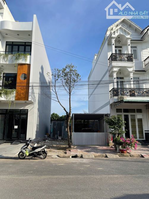 Bán gấp nền mặt tiền đường Trần Minh Sơn KDC đại học y dược 64m2 giá đầu tư - 2