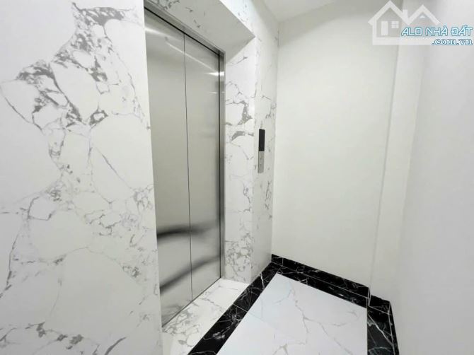💥 ĐẬP HỘP NHÀ KIM GIANG- THANG MÁY-20M Ô TÔ - SỔ VUÔNG VẮN.Hơn 8 tỷ nhà 38m.7 tầng - 2