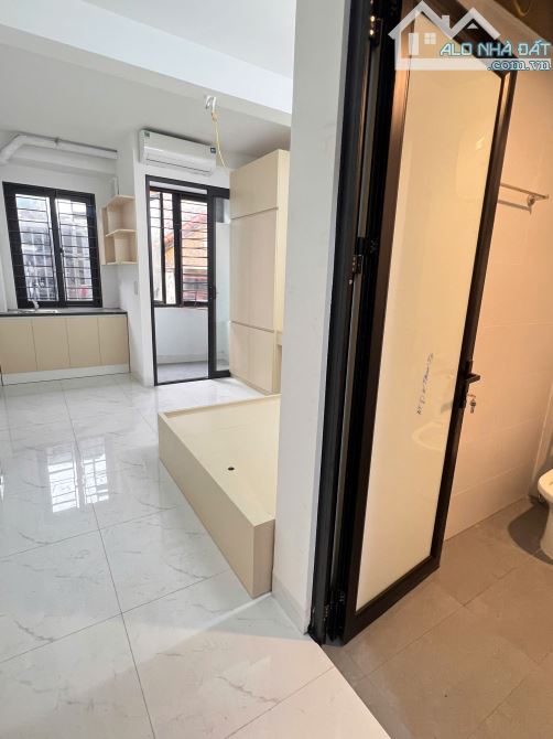 Cho Thuê CCMN 296 Minh Khai Hai Bà Trưng 25m2 Studio Cửa Sổ Thang Máy Full Nội Thất - 2