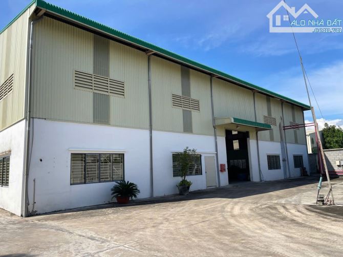 Cho thuê kho xưởng KCN Tân Tạo, Bình Tân, diện tích: 2.300m2,VP: 450m2 - 2