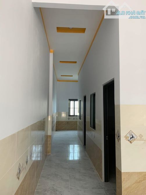 Bán gấp căn nhà cấp 4 ngay ngã 3 Mỹ Hạnh, 159,5m2, SHR, Giá 850 Triệu. - 2
