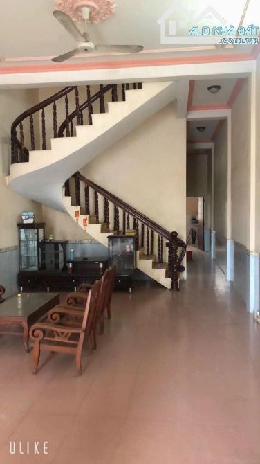 Cho thuê nhà 2lầu 125m2 mặt tiền Đồng Khởi chỉ 14triệu kinh doanh đông đúc . - 2
