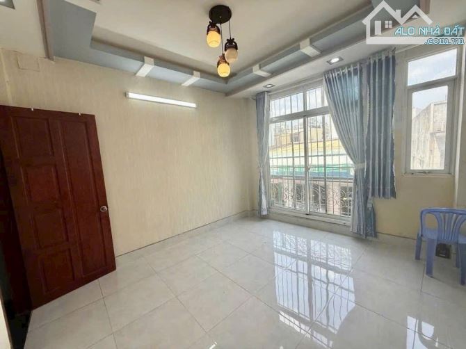 🏡HẺM XE HƠI 5M - LÊ VĂN SỸ - PHÚ NHUẬN - 5 TẦNG - 32M2 (4 x 8) - 4 PHÒNG NGỦ - CHỈ 5.x TỶ - 2