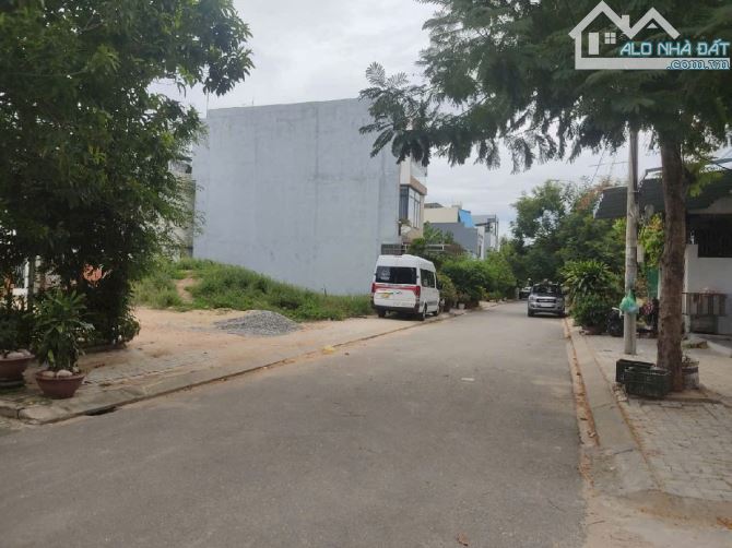 BÁN NHÀ KIỆT 5M5 KHUÊ TRUNG 69M2 NGAY TRUNG TÂM QUẬN VÀ CHỢ - 2
