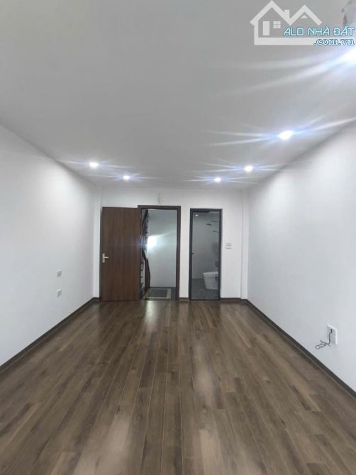 📣Bán nhà ngọc thuỵ 30m2 5 tầng 5,7tỷ - 2