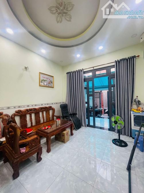 Hẻm Xe Hơi - Nhà 80m2 (Ngang 4m x Dài 20) - 2