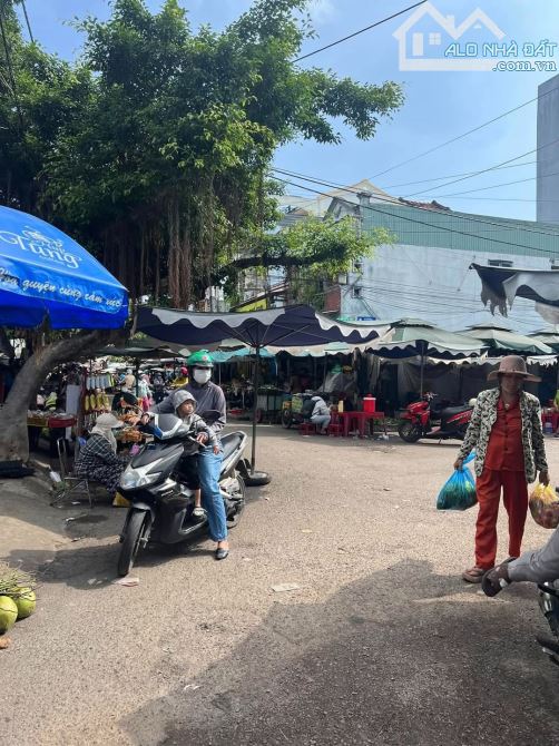 Bán lô đất 3 mặt tiền đg lê đại hành ngay chợ hoa lưu  dt 41m2 giá 3ty50tr - 2