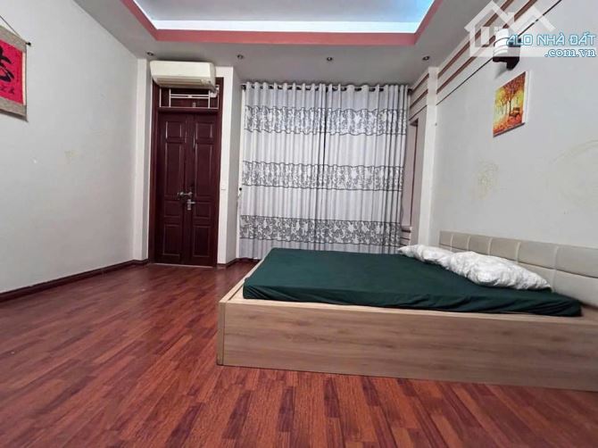 Cho thuê Nhà nguyên căn ngõ 171 Nguyễn Ngọc Vũ, Cầu Giấy 50m x 5T, 6PN giá 15 triệu - 3