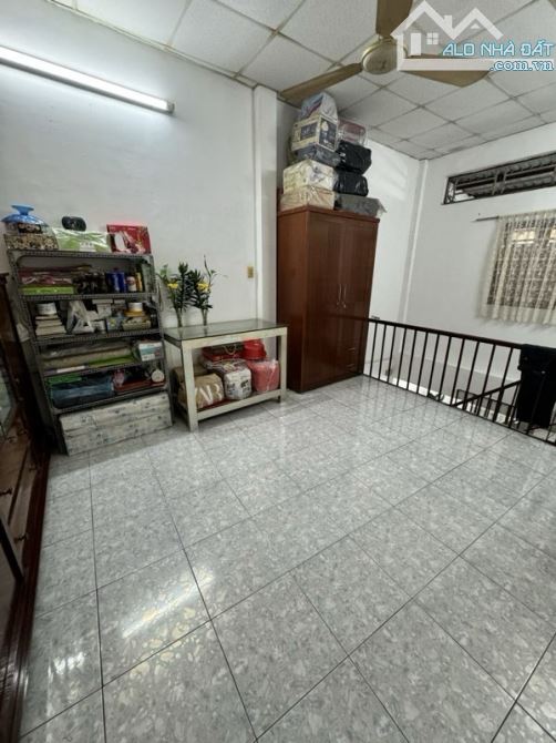 🏡 Mặt tiền kinh doanh ngay phố Lê Văn Sỹ, Phú Nhuận - Nhà 3 tầng - 50m2 (4x13). - 3