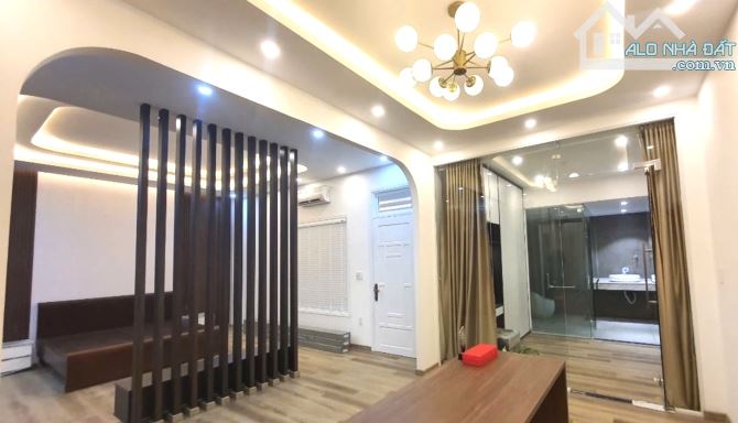 SIÊU PHẨM SƠN TRÀ - NHÀ 4 TẦNG VIEW BIỂN - DIỆN TÍCH 105M2 - ĐƯỜNG 5M5 - CHỈ 8.X TỶ - 3
