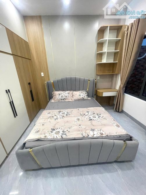 Bán Nhà Đẹp Hoàng Văn Thái – 2 Tầng 2 Mê – Full Nội Thất – Giá Chỉ 3.5 Tỷ - 3
