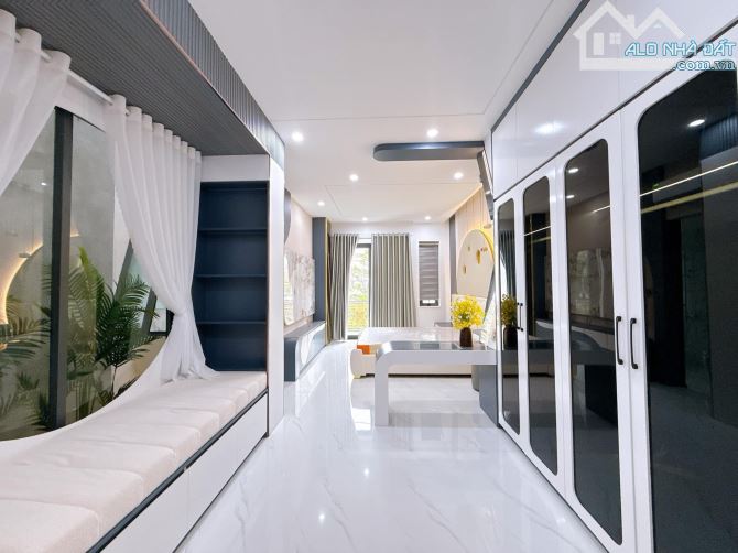 Bán nhà Vạn Phúc Hà Đông Thang Máy, Kinh Doanh, 2 thoáng, ô tô 7 chỗ vào nhà. 5T*45m - 4